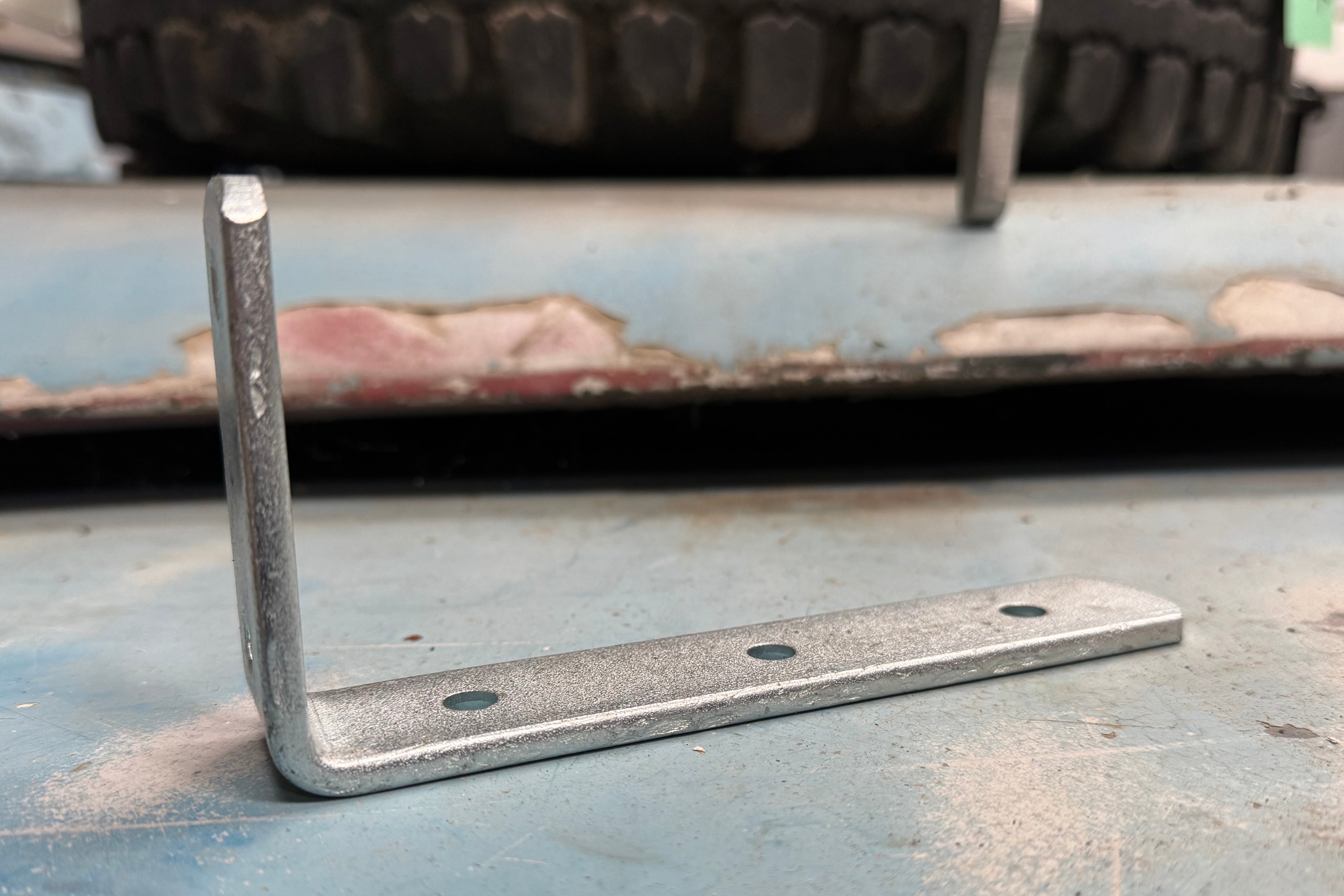 ARB Awning Bracket 'L' Galvanised