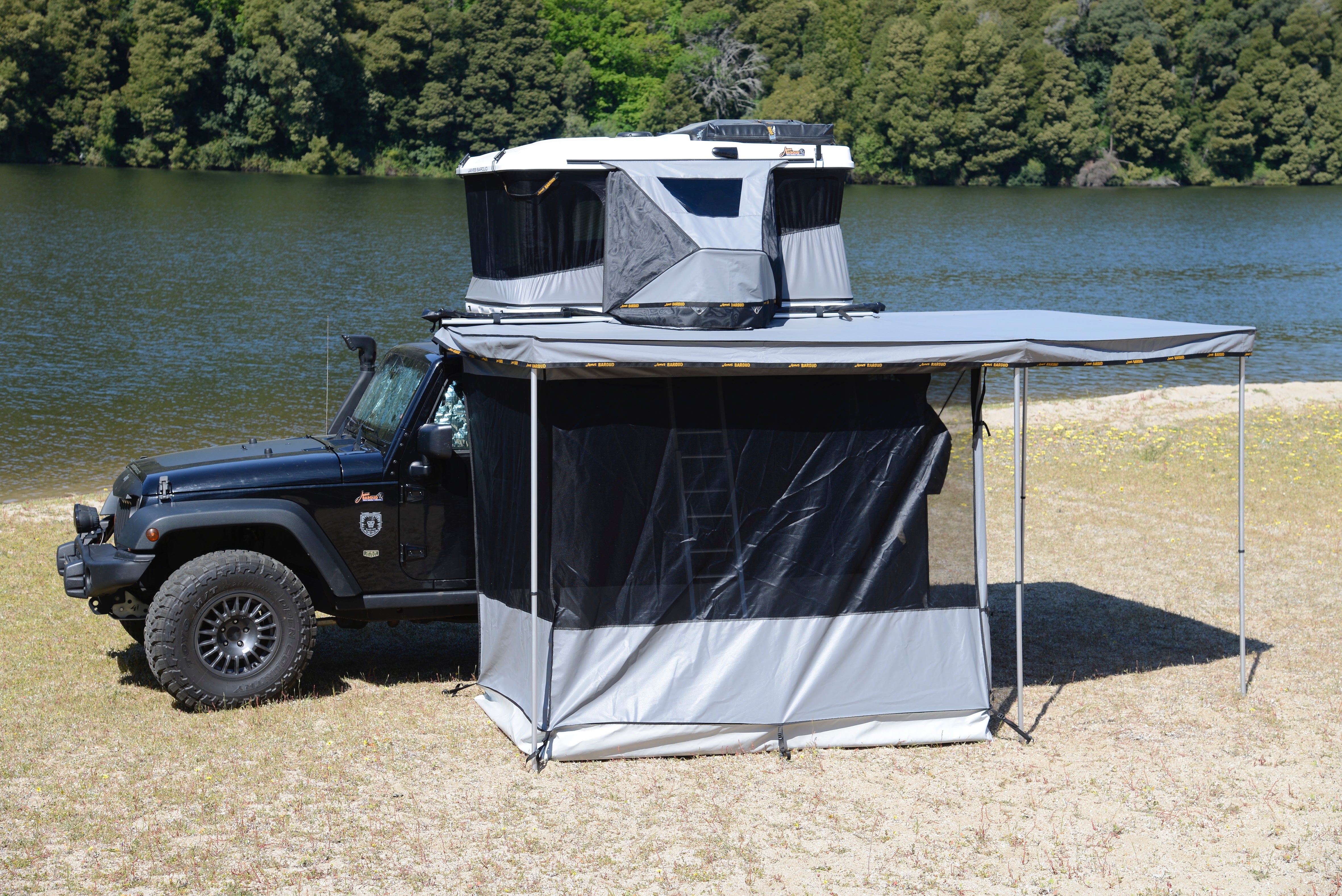 James Baroud Falcon 270° Awning Room