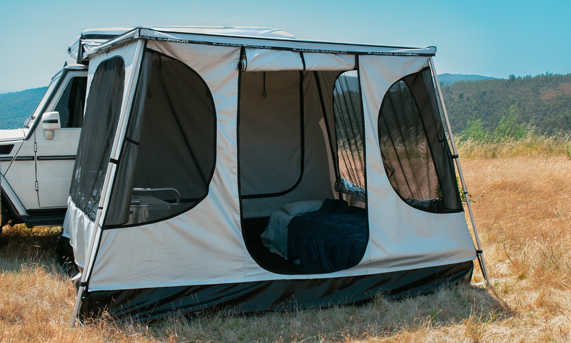 James Baroud Family Room - Awning