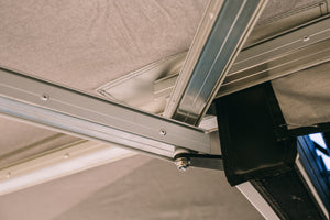 James Baroud Falcon 270° Awning