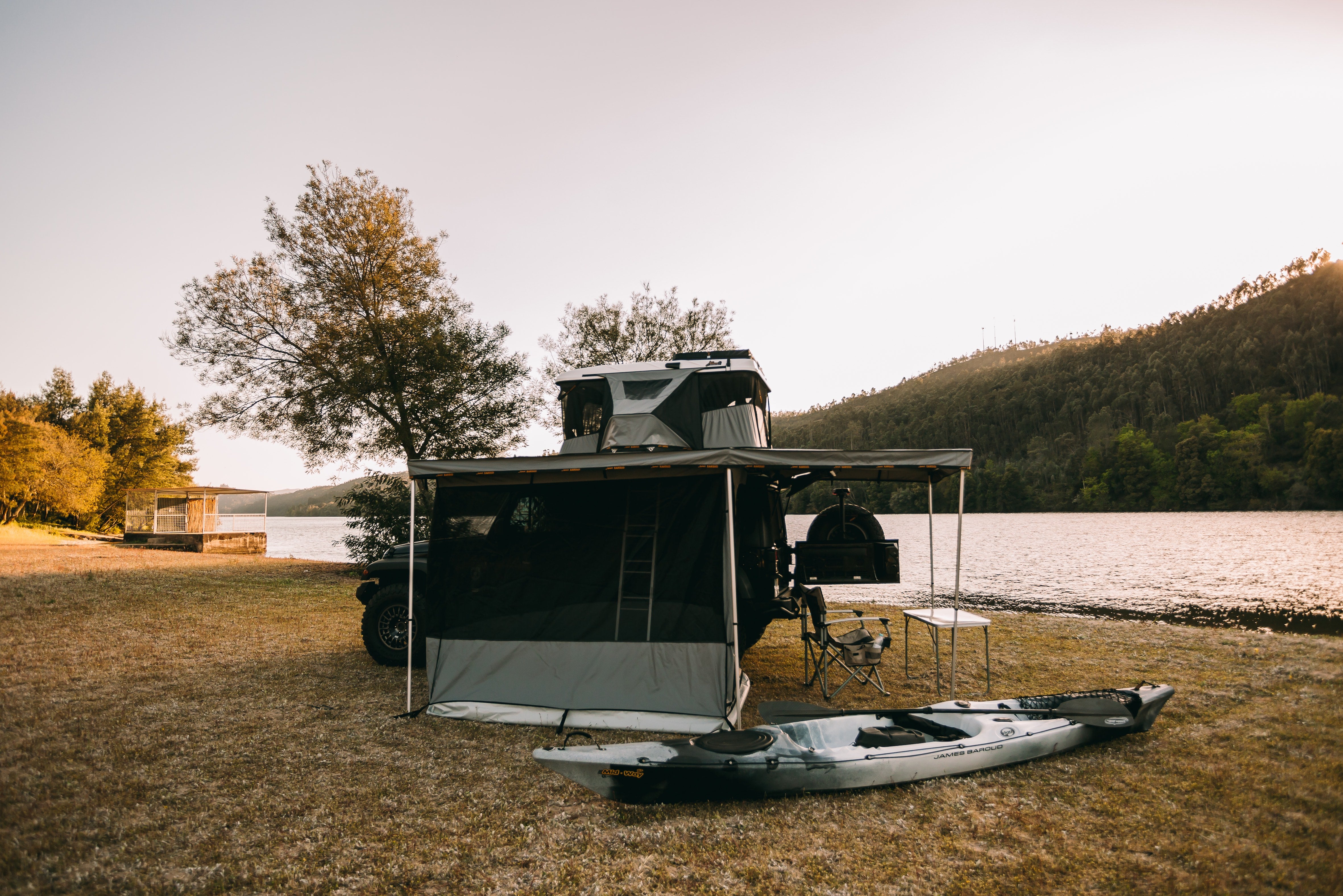James Baroud Falcon 270° Awning Room